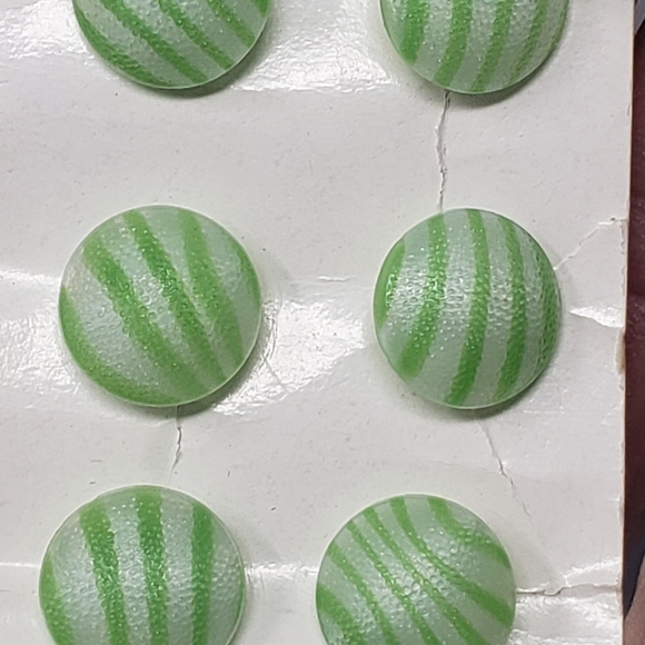 Vintage 1950's Candy Stripe Buttons - Picture 8 of 10